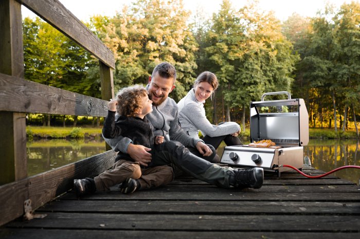 Der Grillfürst Campinggrill G201E Auch unterwegs komfortabel grillen: Mit dem Grillfürst Campinggrill G201E