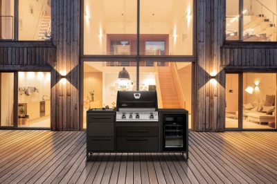 Burnout Kitchen BBQ Block mit integriertem Einbaugrill Napoleon Legend 485 Shadow Burnout Kitchen BBQ Block mit integriertem Einbaugrill Napoleon Legend 485 Shadow