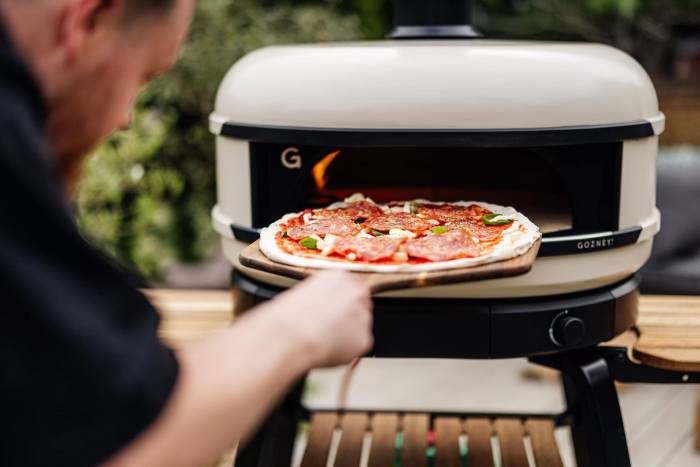 Gozney Gas Pizzaofen Dome S1 mit herausragenden Temperatureigenschaften