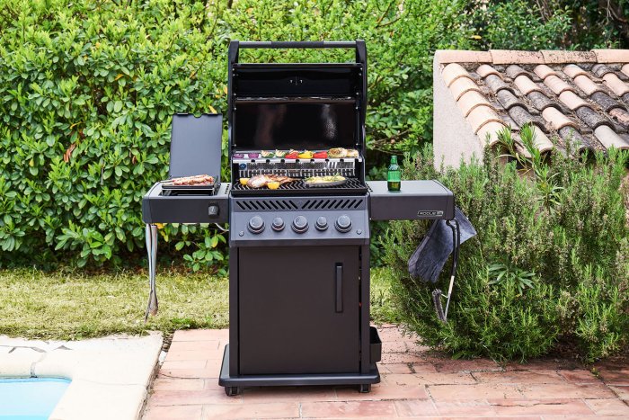 Napoleon Phantom Rogue Pro-S 425 Gasgrill Napoleon Phantom Rogue Pro-S 425 Gasgrill