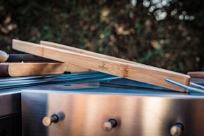 Ab 200,00€ Warenkorb kostenfrei dazu: Grillfürst Grillzange 60cm - Bambus - Hover